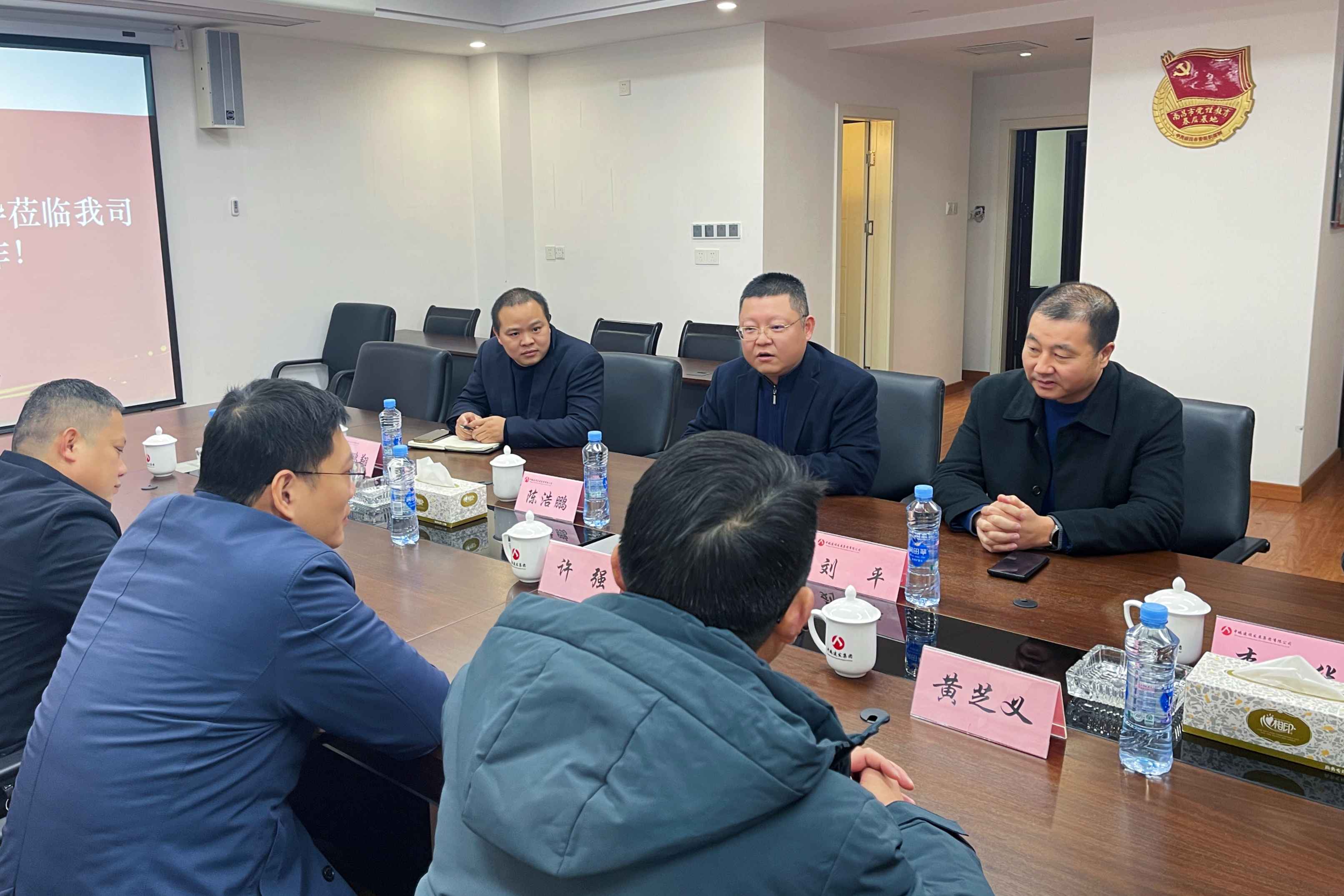 17fe77c9324e9818d594b5543d096ca.jpg 17fe77c9324e9818d594b5543d096ca.jpg